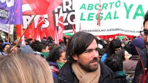 Del Caño lanza campaña para eliminar privilegios de la Iglesia