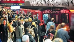 Subte: Organizar una gran campaña de repudio