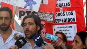Del Caño en Radio Télam: “Macri se centró en la herencia K, pero no en el ajuste y los despidos”