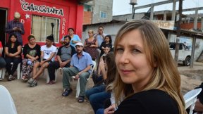 Tras ataque a jóvenes de La Poderosa, diputados se reunieron en el barrio Zavaleta