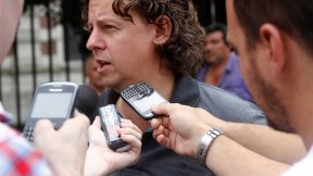 Christian Castillo: “Junto a miles de trabajadores rechazamos el ajuste de la gobernadora Vidal”