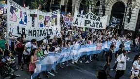Docentes y estudiantes se movilizan en repudio a la condena a los trabajadores de Tierra del Fuego
