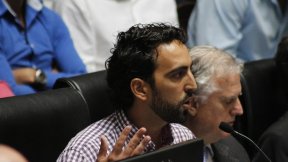 El diputado Del Corro repudió la represión en la Villa 1-11-14