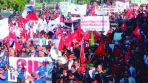 Importante marcha contra el gobierno de Piñera
