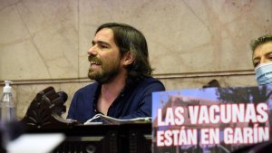 Vacunas: el FIT propone que se declare de utilidad pública el laboratorio de Sigman