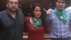 El Frente de Izquierda presenta un proyecto para debatir en escuelas secundarias y terciarios el aborto legal