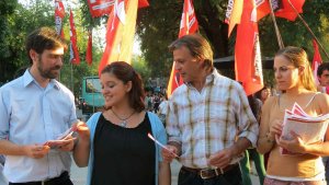 El FIT cerró su campaña electoral con la presencia de Nicolás del Caño