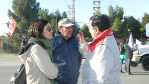 Repudio en el puente Neuquén – Cipolletti a los despidos en Lear y detención de nieta restituida