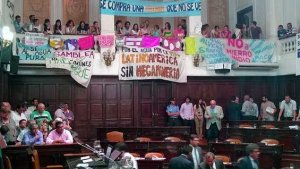 Noelia Barbeito y parlamentarios del FIT acompañarán al pueblo de San Juan en marcha contra Barrick Gold