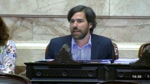 Del Caño: "No puede haber más excusas para seguir dilatando la sesión"