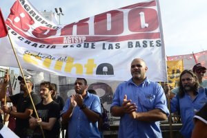 El sindicalismo combativo y la izquierda marchan con columna independiente